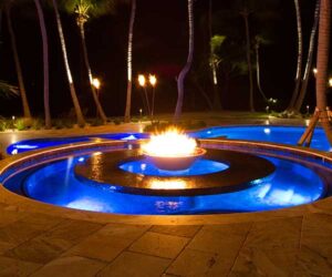 Tipos de características de Pool Fire-piscinas con fuentes de agua